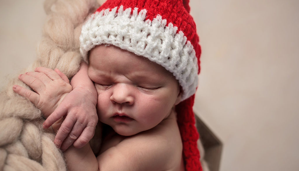 ANP newborn baby boy Hunter, with his siblings, as captured by Lisa from Adelaide Newborn Photography